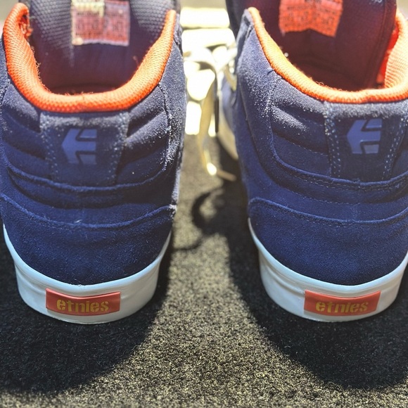 ETNIES
Etnies Chocolate Devine Calloway Mid Navy/Red - Picture 4 of 8